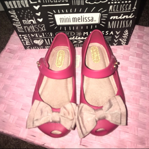 Mini Melissa size 7 little girls shoe - Picture 1 of 3